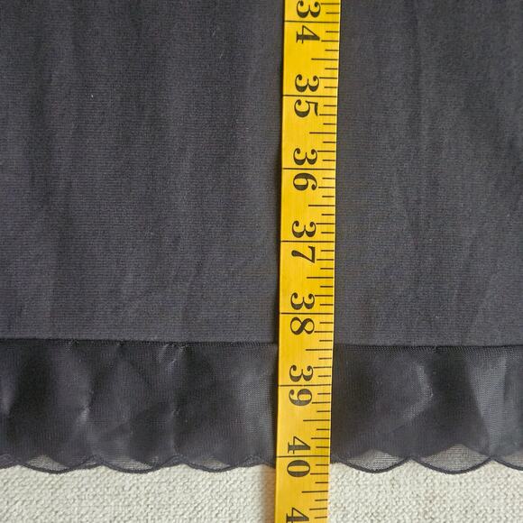 Vtg Vassarette Slip Size S/M Black Nylon Lace 60s 70s Lingeriecore Goth Nightie - Picture 8 of 11